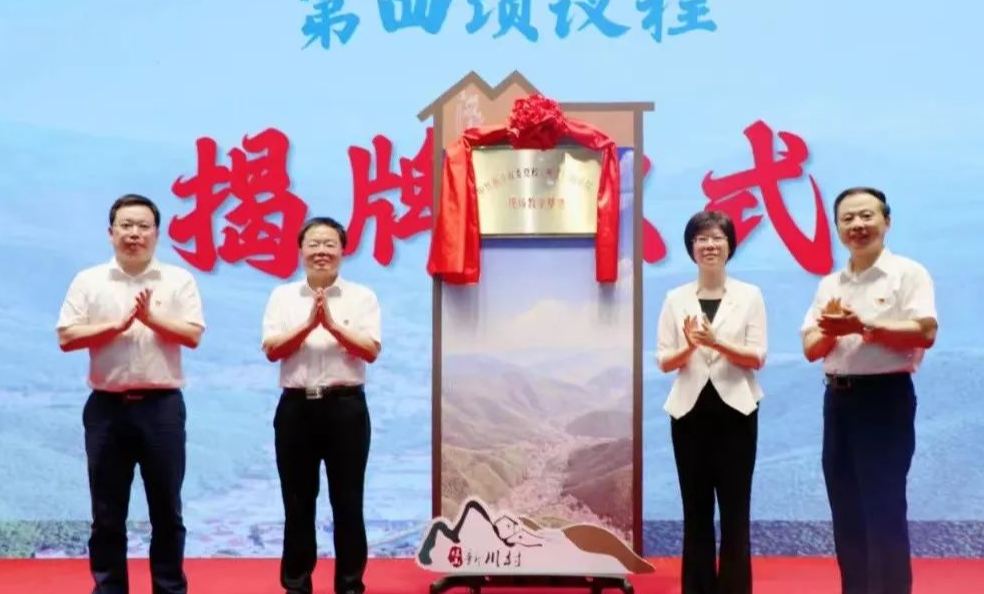 凤凰彩票·(中国区)官方网站