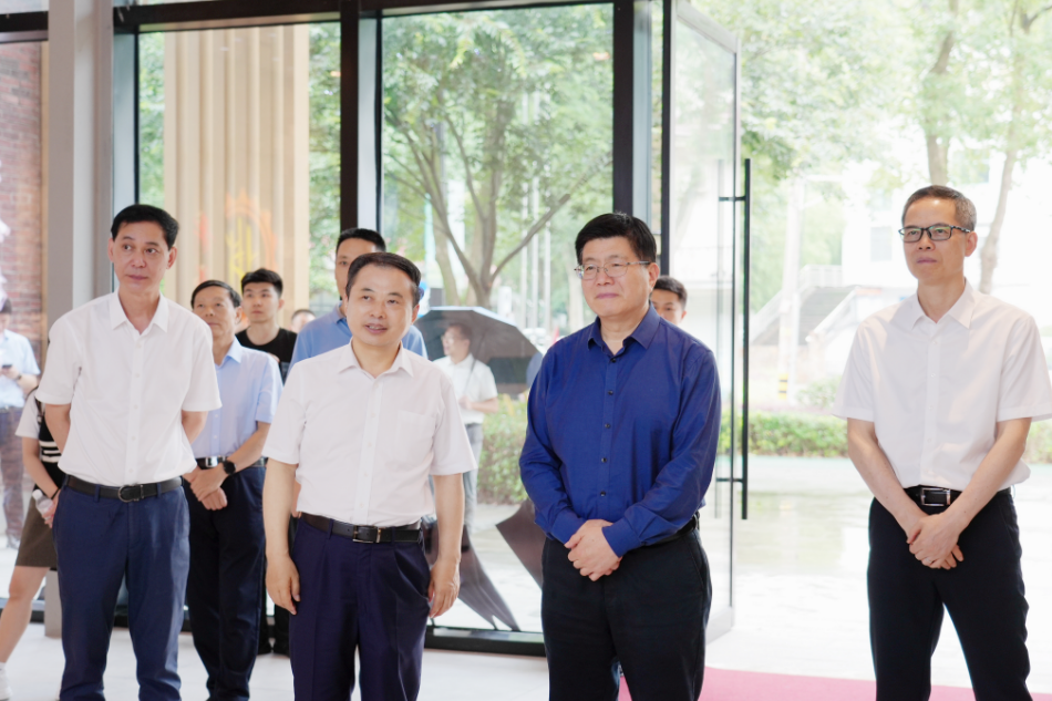 凤凰彩票·(中国区)官方网站