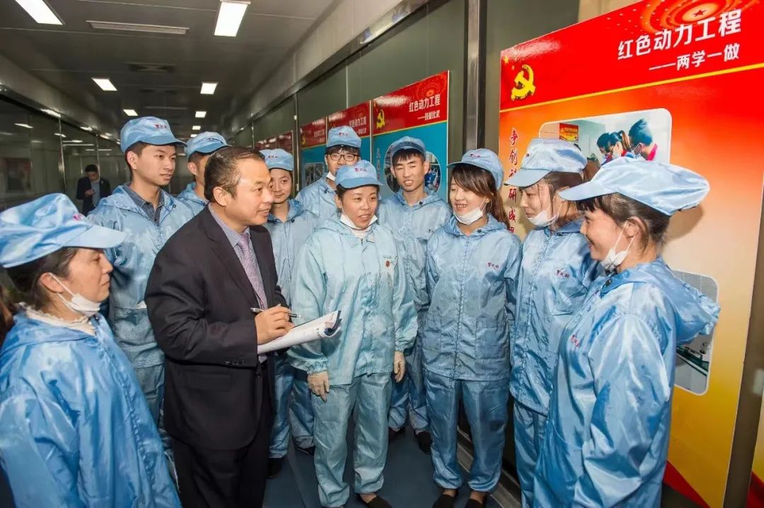 浙商宣布 | 我和我的工厂 | 大浪淘沙中，，，，，，这家企业何以一连爆发高能？？？？-媒体聚焦-天能控股集团 - 贡献绿色能源，，，，，，创立优美生涯。。。。。